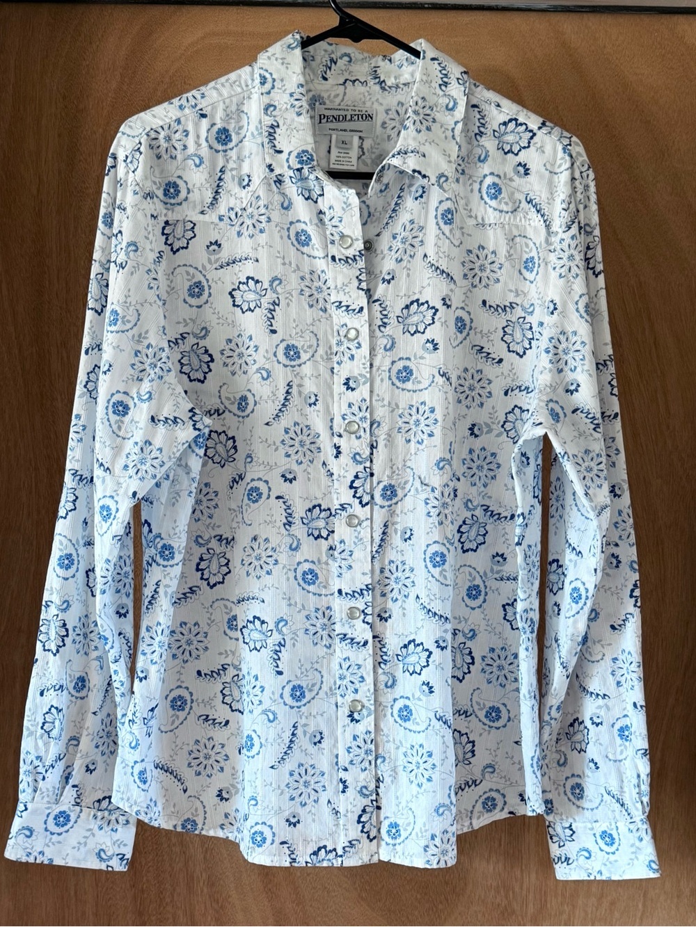 Pendleton Western Pearl Snap Shirt Women’s XL Blue White Paisley Cotton Cowgirl